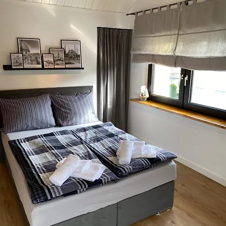Zentrales Modernes Apartment, Naehe Zoo Und Stadion Apartment