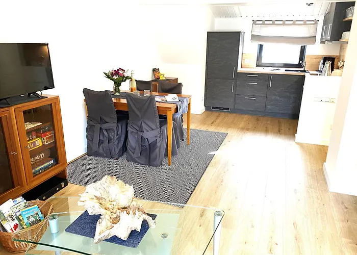 Zentrales Modernes Apartment, Naehe Zoo Und Stadion Apartment