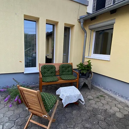 Zentrales Modernes Apartment, Naehe Zoo Und Stadion Apartment