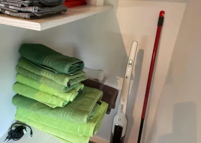 Zentrales Modernes Apartment, Naehe Zoo Und Stadion